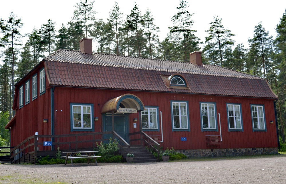 Vendels bygdegård.jpg