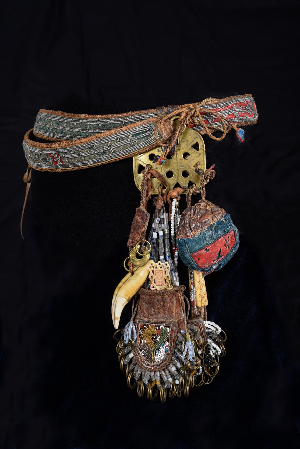 Samiskt kvinnobälte ur Kulturens samlingar. Bältet är märkt 1705 och har tillhört en sydsamisk kvinna. Foto: Viveca Ohlsson/Kulturen