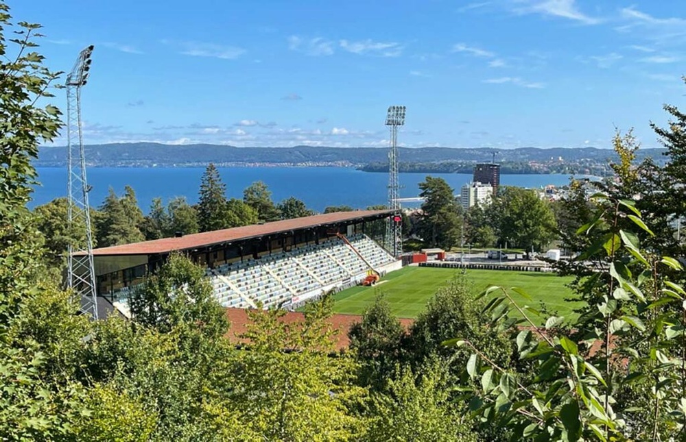 Ett foto som visar fotbollsarenan Stadsparksvallen i Jönköping.