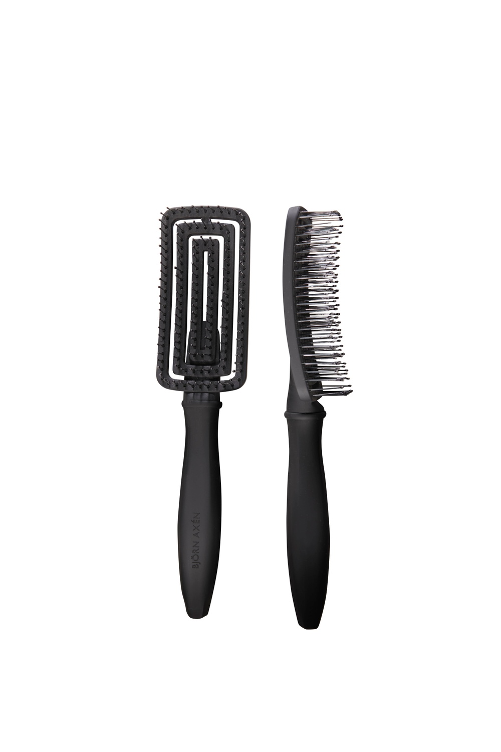 Wet Hair Brush Detangling Blowout.jpg