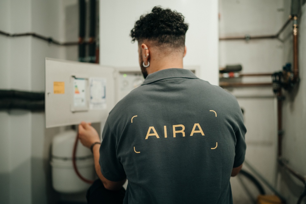 Das schwedische Start-up-Unternehmen für saubere Energie Aira hat sich für Fristads als Lieferant von Berufskleidung mit Corporate Design entschieden.