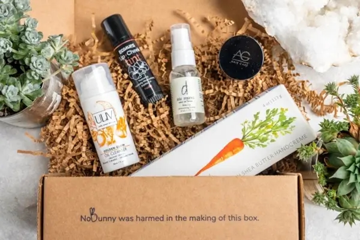The Best Subscription Boxes Shipping to Australia That Make Great Gifts (2021)