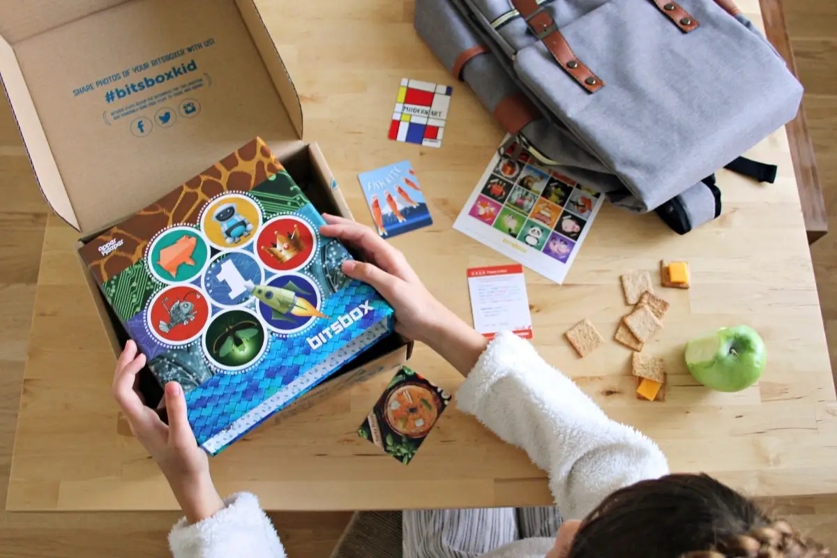 Best Homeschool Subscription Boxes: Fun STEM, Math, Outdoor Kits