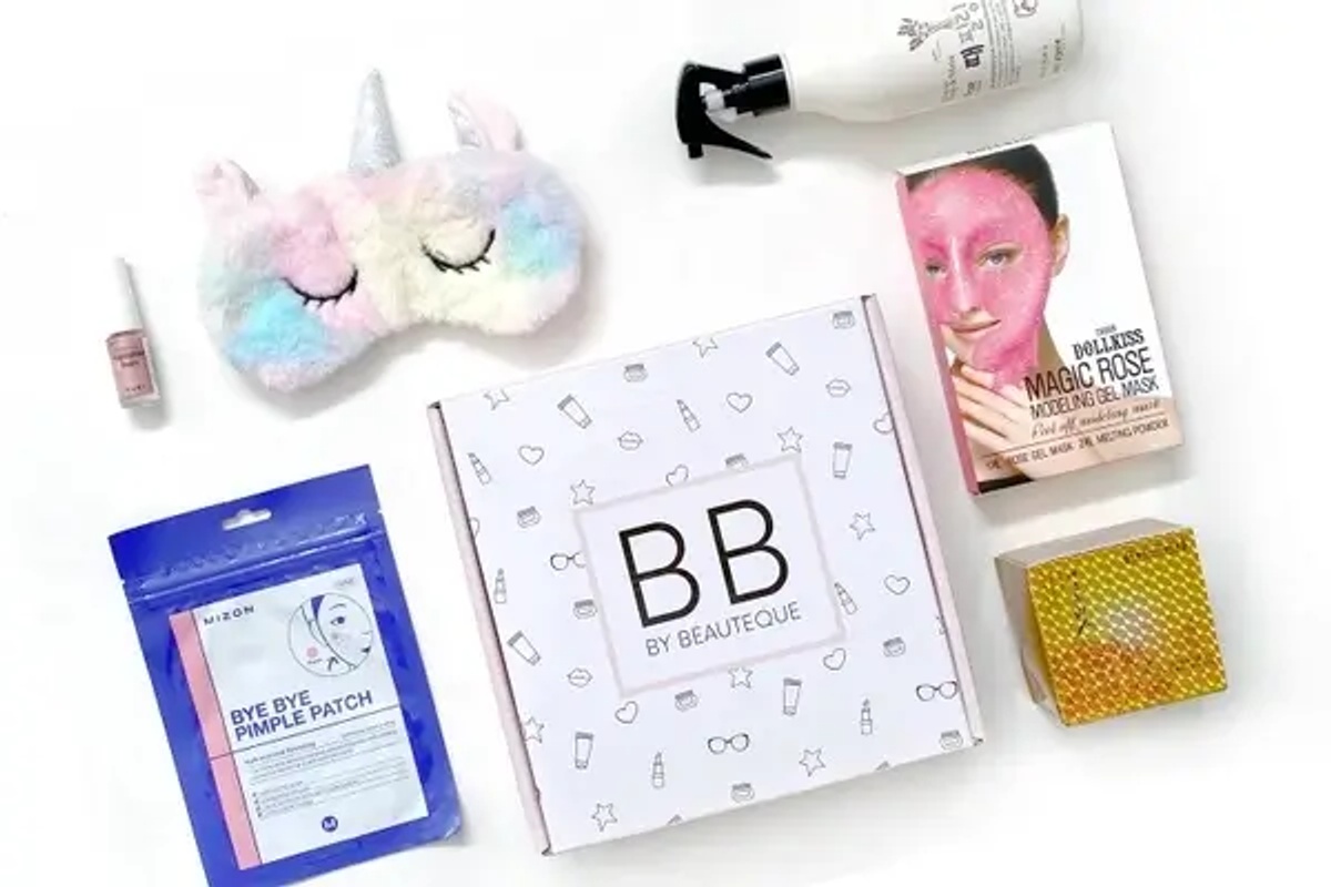The Best Beauty Subscription Boxes That Ship to Canada (2021)