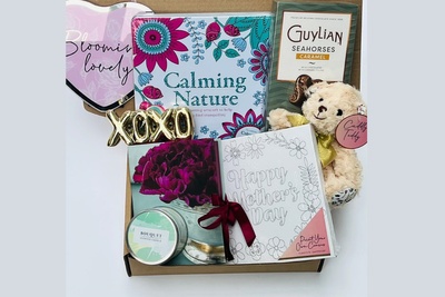 A Grand Smile: Monthly box of luxury gifts, treats and items essential for daily elderly living. Helping you send love and show care to the special senior in your life. Photo 1