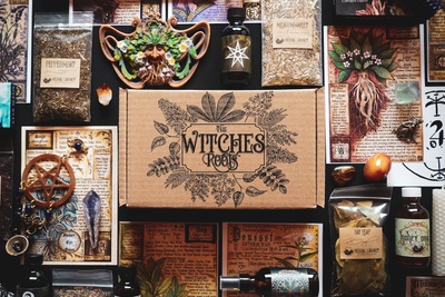 The Witches Roots™ by The Witches Moon®