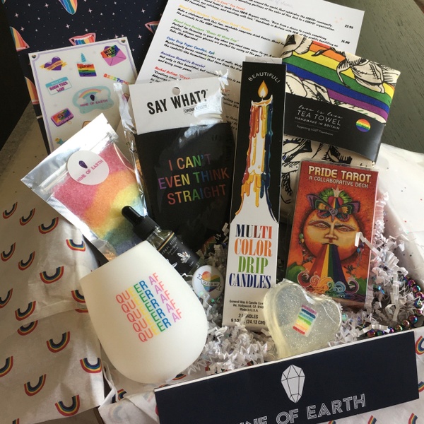 "LGBTQ+ Pride" Pop-Up Box