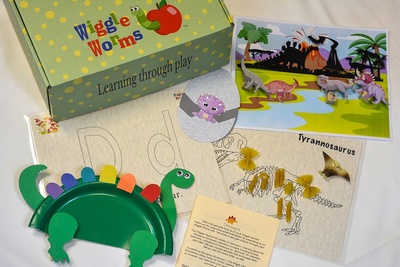 Wiggle Worms Kits Photo 2