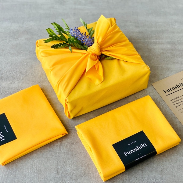 Zero-waste gift wrapping alternative