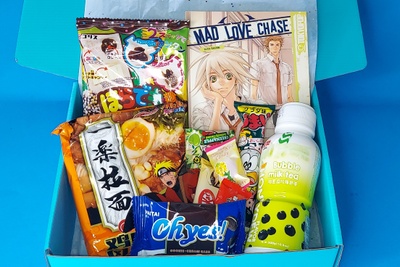 ITADAKIBOX Manga & Snack Book Club Box Photo 1
