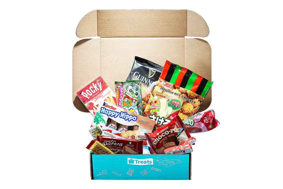 Treats International Snack Box Photo 1