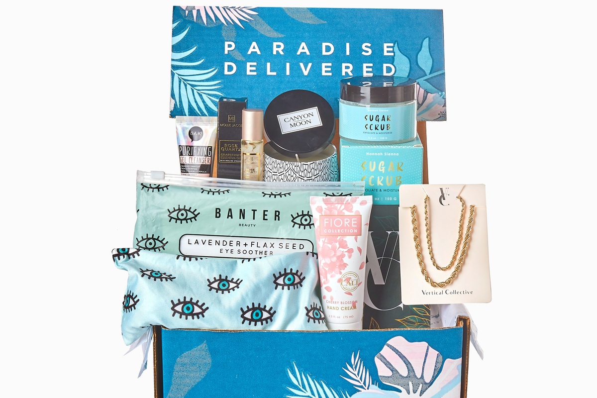Paradise Delivered Premium Box Photo 1