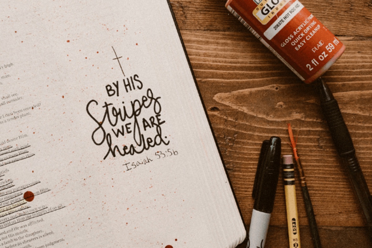 Bible Journaling 101: The Best Subscriptions for Supplies and Ideas