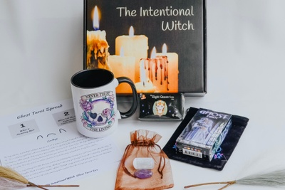 The Intentional Witch Divination Box Photo 3