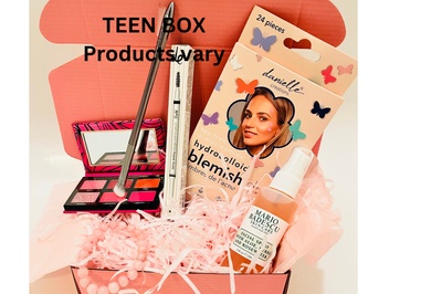 Teen Glam Box March 2023 includes rose quartz bracelet face mist eyebrow pencil eyeshadow brush palette blemish dots 