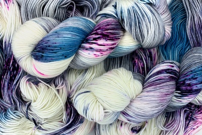 2022 yARNaBLE Monthly Box - 1 Skein Photo 1
