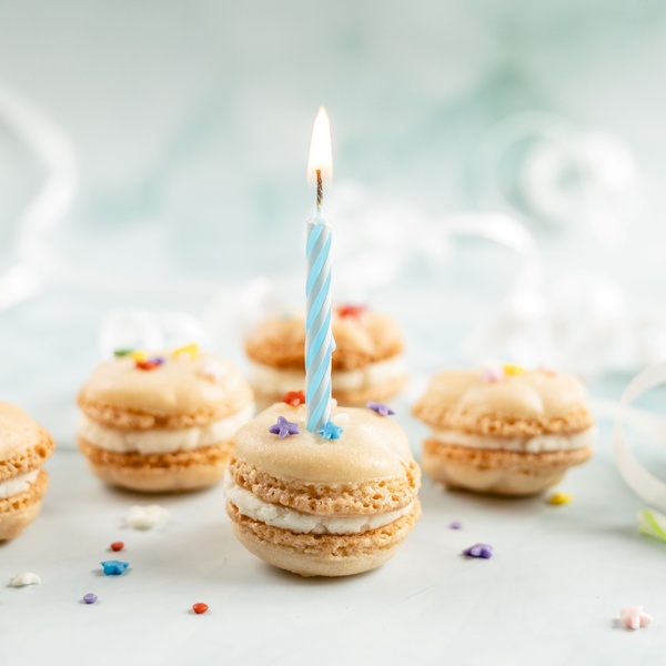 July 2023- Birthday Cake Macarons