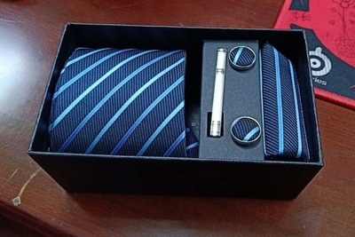 Luxury Necktie Set Subscription Photo 1