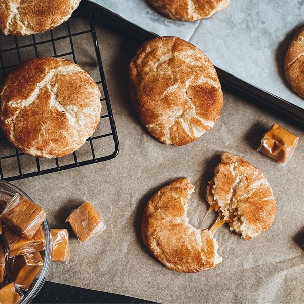 December Box (2024 Holiday Box) - Caramel Snickerdoodles