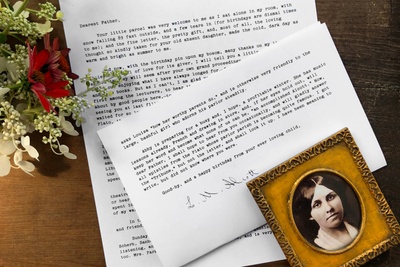 Blind Date with Literary Letters Photo 3