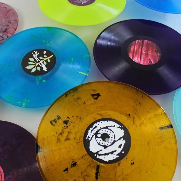 Vinyl Moon  Deluxe Vinyl Subscription Service – VINYL MOON