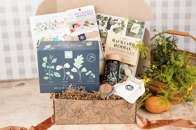 Photo for Box Insider article The Best Gift Boxes for Women, No Matter What She Loves (2022)