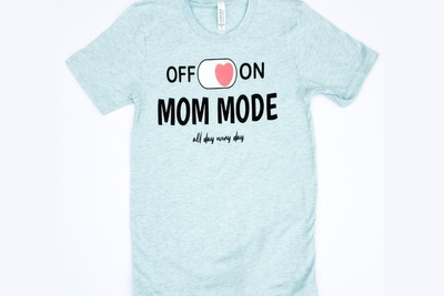 Monthly Mom SHIRT Photo 3