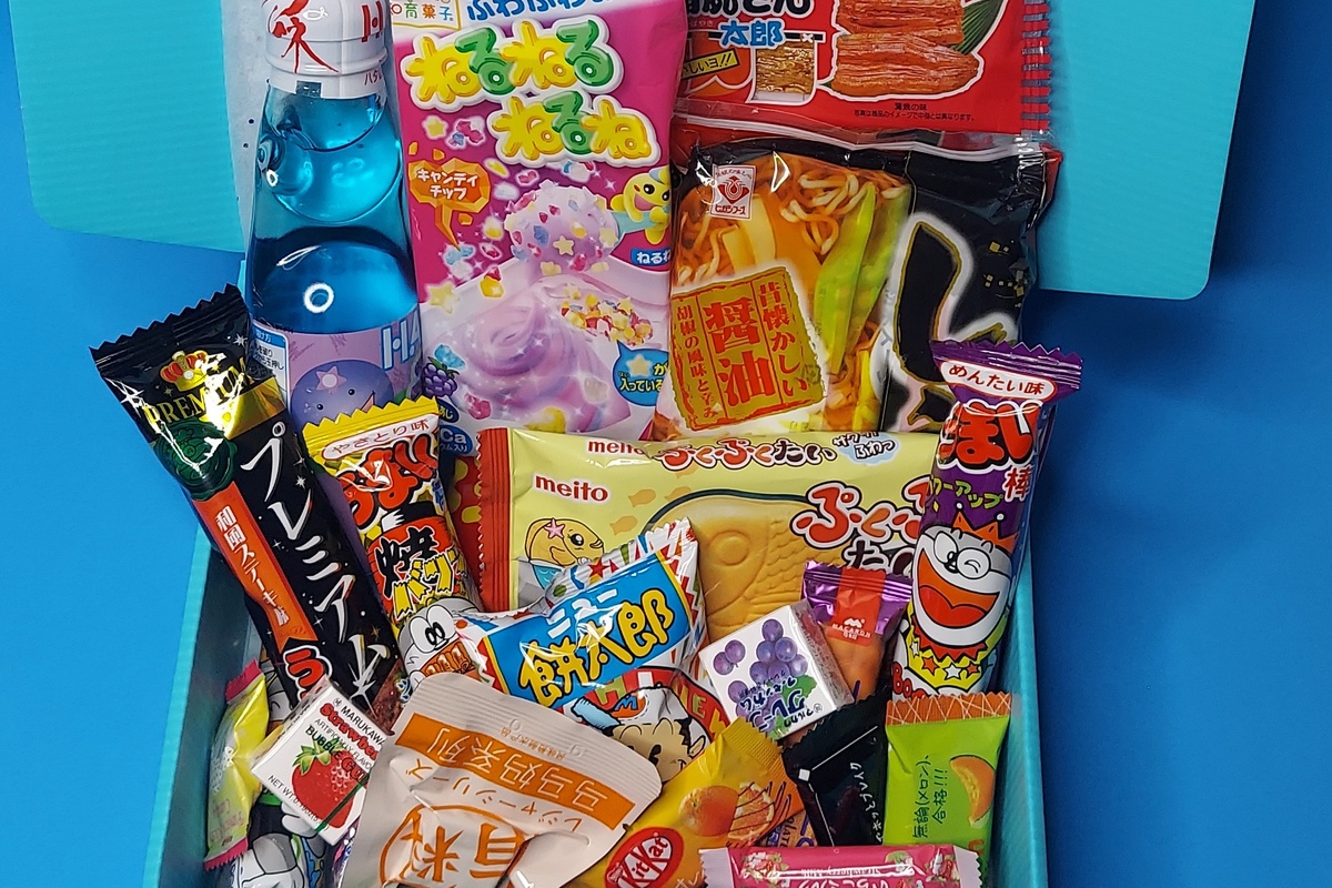 ITADAKIBOX Japanese Snack, Ramen, And Drink Box Photo 1