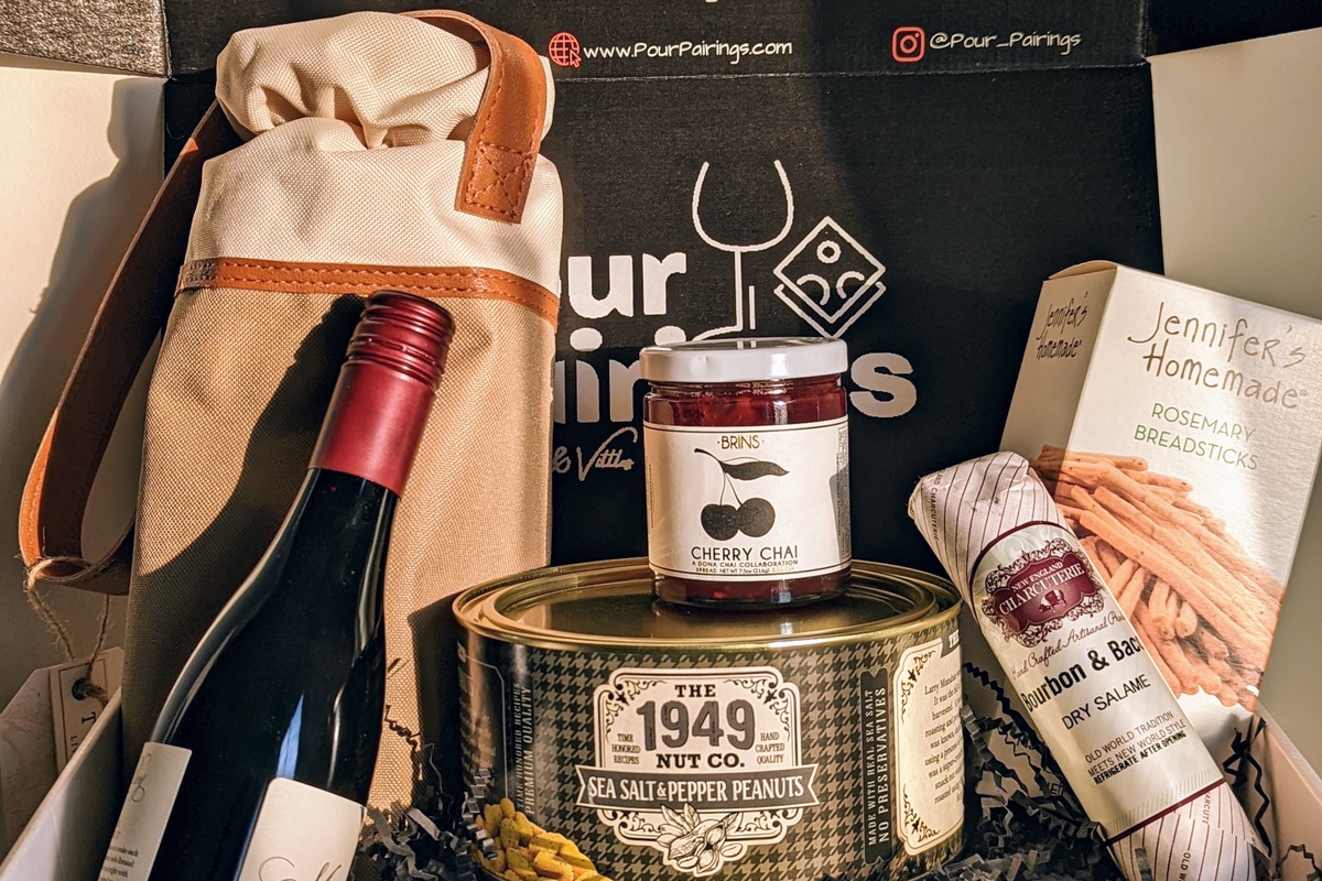 Pour Pairings Monthly Box Photo 1