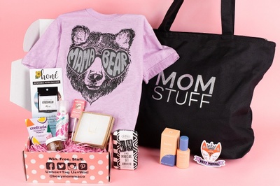 Mega Mom Box (Box+Shirt)