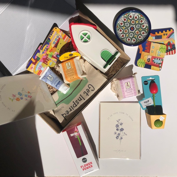 It's Your Time to Bloom Spring Premium 2021 Box