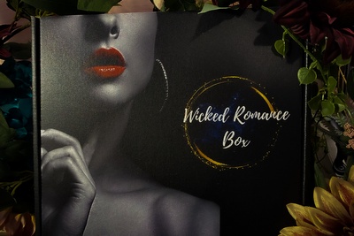 Wicked Romance Book Box Photo 1