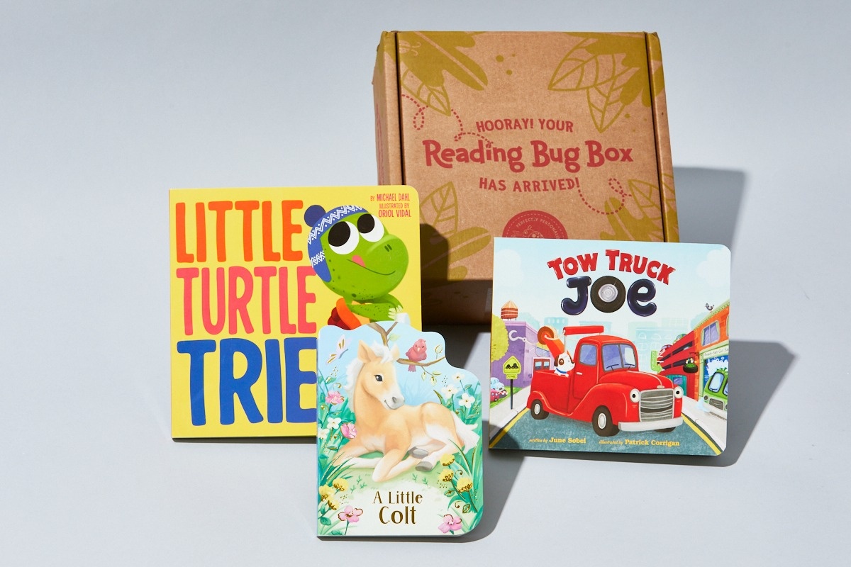Reading Bug Box for 2 Children  (Personalized, 0-13 years old) Photo 1