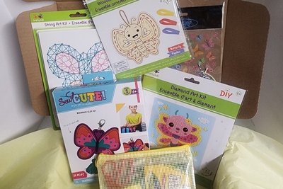 Craft n' Stitch Monthly Themed Subscription Craft Box for Kids Ages 7-9 Photo 1