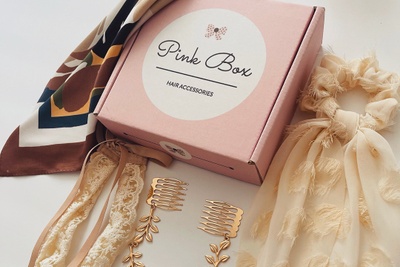 Pink Box Hair Accessories 🎀 Photo 2