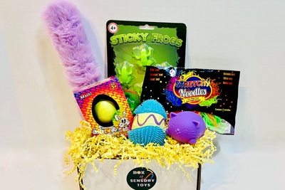 Easter grow egg, Easter puffer egg, Needoh cool cats, Stretch Noodles, Watchitude, Fuzz'd bracelet, Sticky Frogs toys