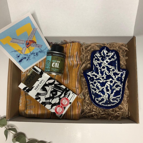 Winter Holiday Box