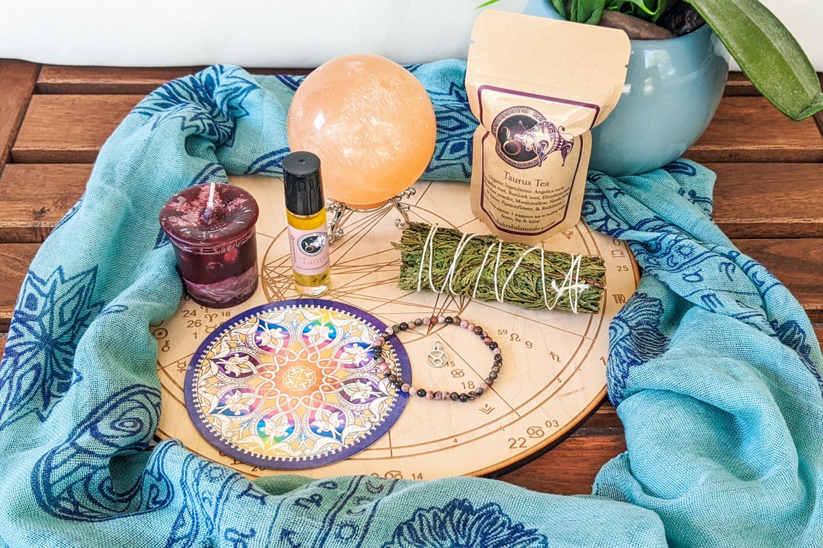 Chakra Astrology Box ~ align yourself with the astrological energy of the month! Photo 1