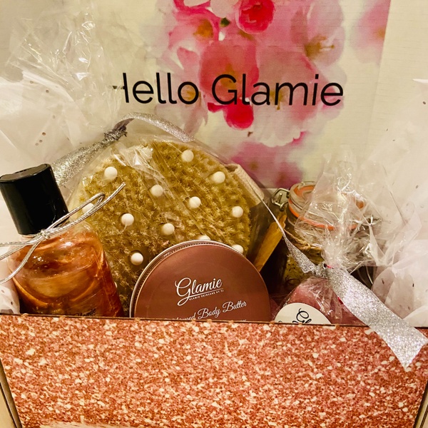 January Exclusive Glamie Spa Box