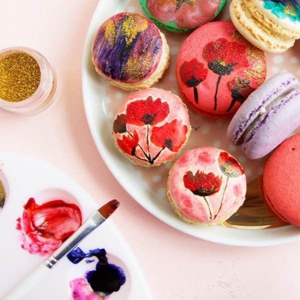 February 2020: DIY Macaron Painting & Glittery White Chocolate Bars