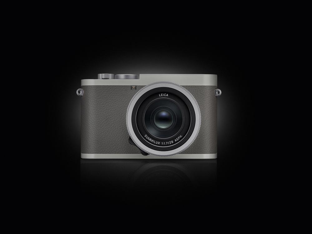 Leica_Q2_Ghost_by_Hodinkee_front02_blk_HiRes_RGB_web