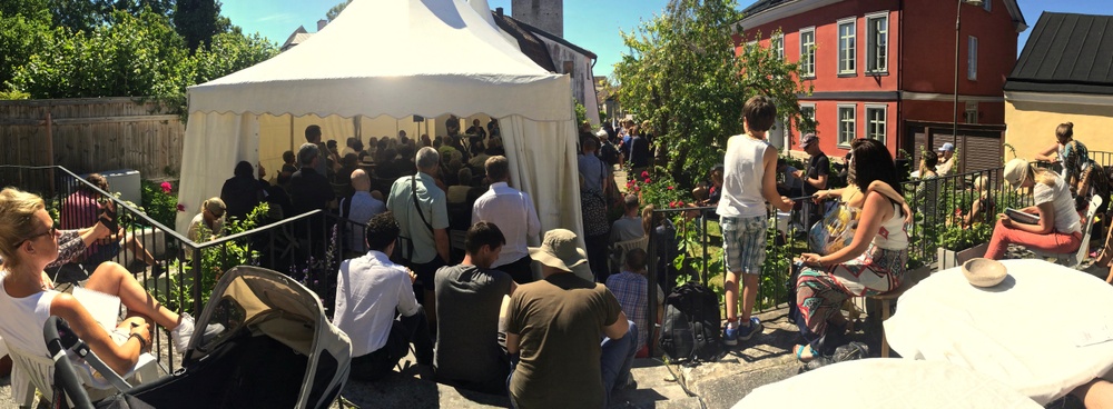 NewmanBildascenen i Almedalen.jpg