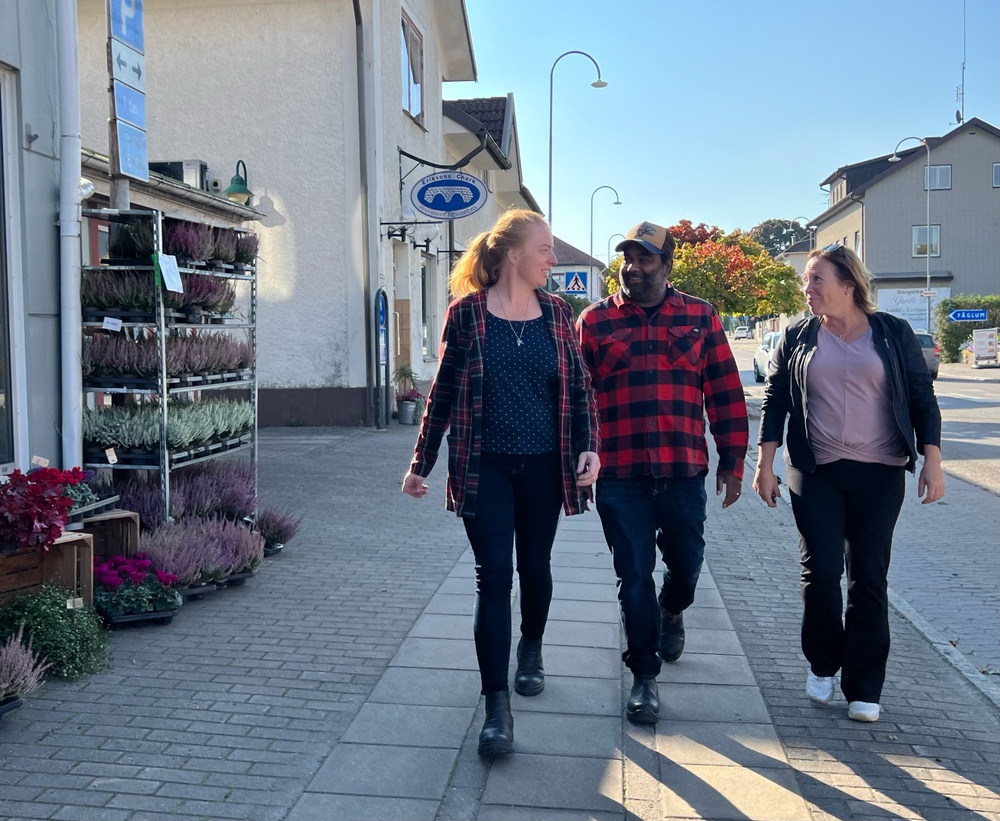 Kommundirektör Cecilia Trolin, kommunstyrelsens ordförande Daniel Andersson och kommunutvecklare Pernilla Nilsson.