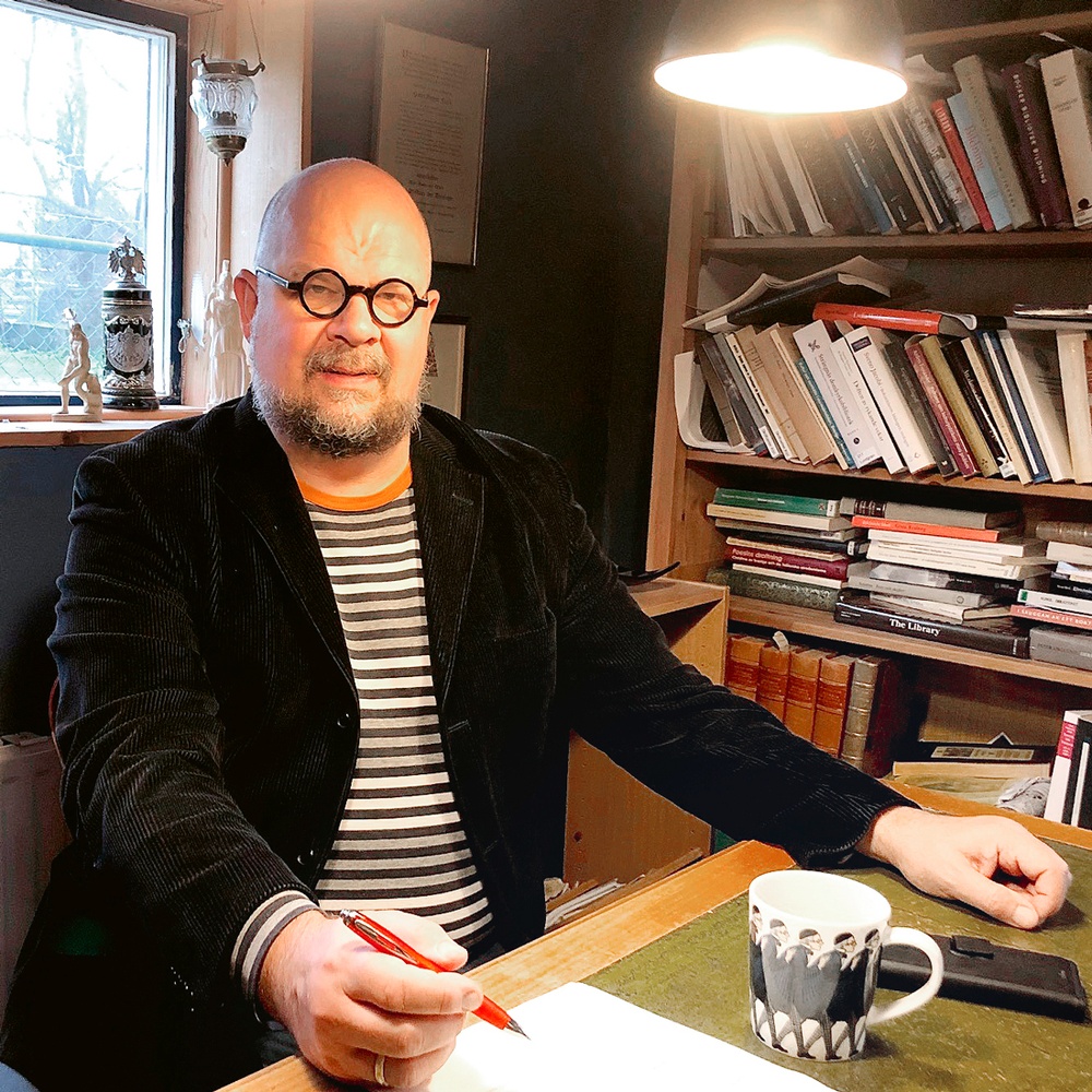 Föreläsare: Johan Sundeen, docent idé & lärdomshistoria, universitetslektor i biblioteks- & informationsvetenskap vid Borås högskola