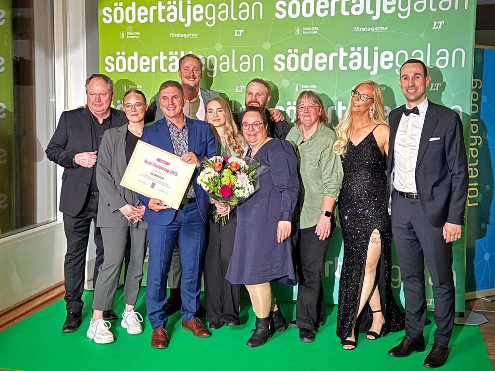 ICA Kringlan - Vinnare av Årets Cityföretag 2023 - tillsammans med Södertälje Citys ordförande och VD
