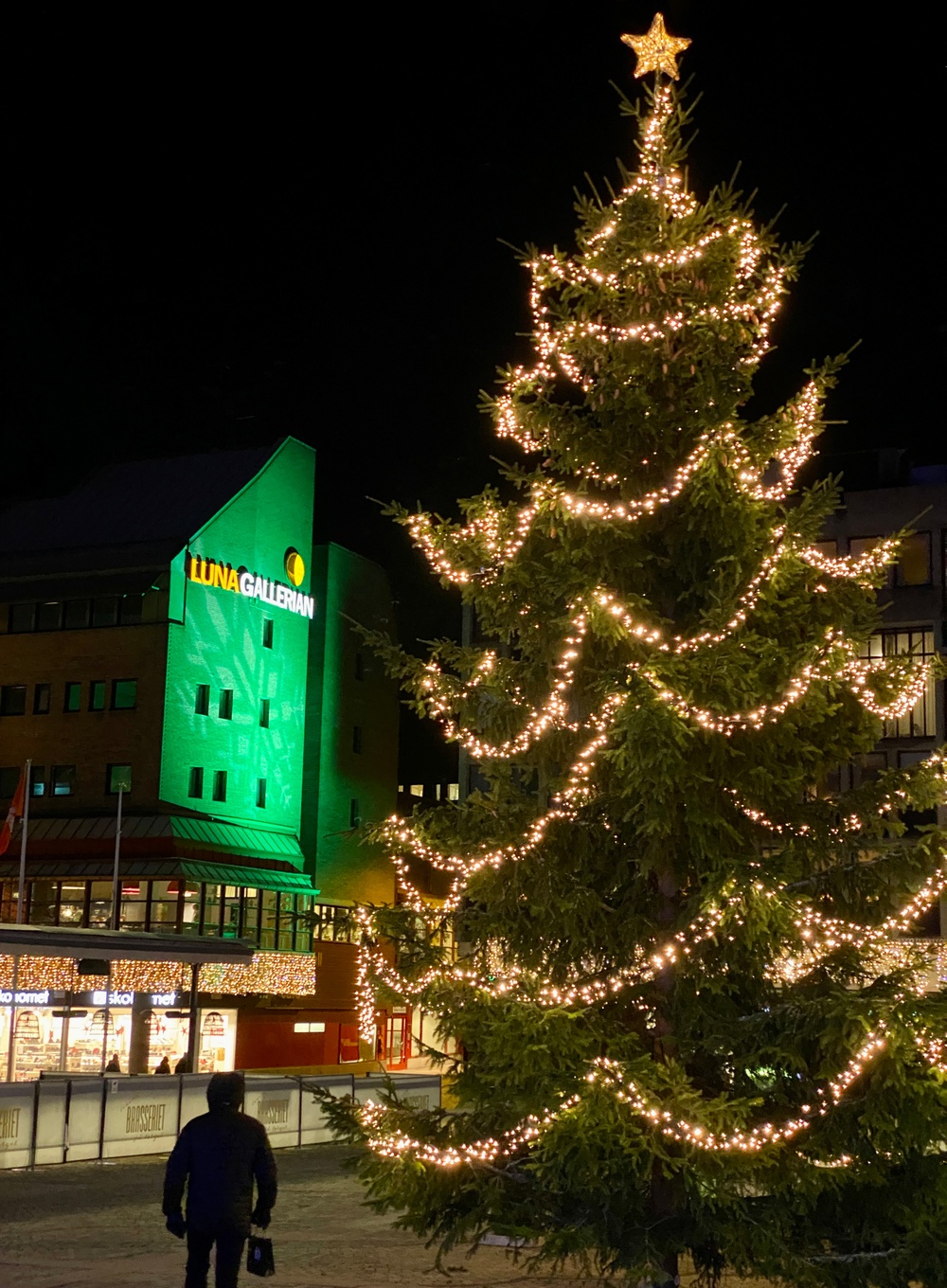 Stora Torget o Lunas fasad 2022