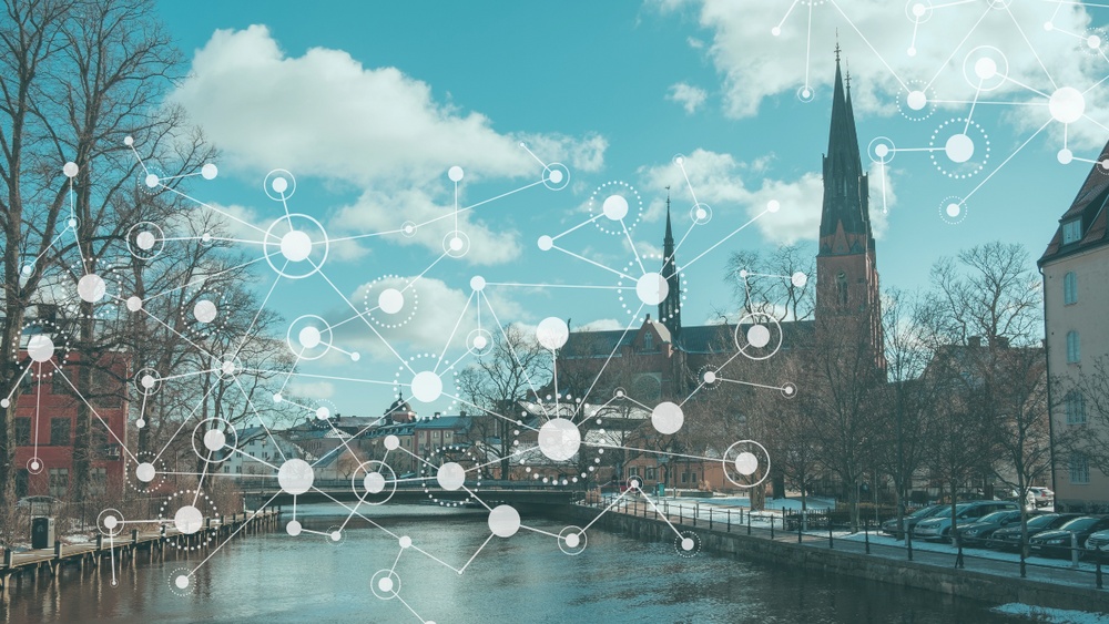 Miljöbild från Uppsala med illustration av nätverksnoder i förgrunden