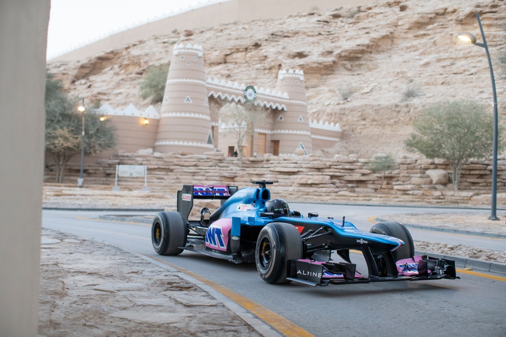 BWT Alpine F1 Team breaks new ground as Aseel Al Hamad and Abbi Pulling become first-ever women to drive F1 cars in Saudi Arabia (5).jpg