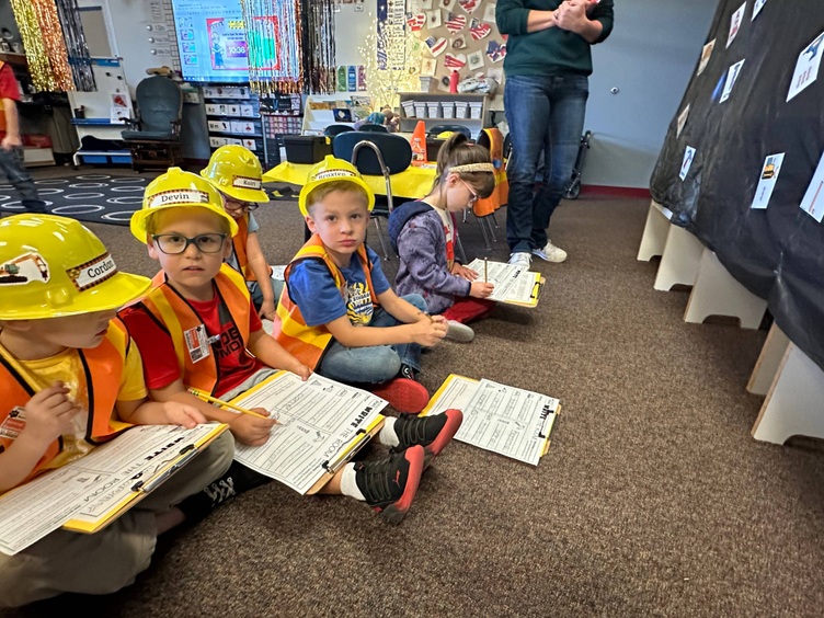 Kindergarten Construction Day