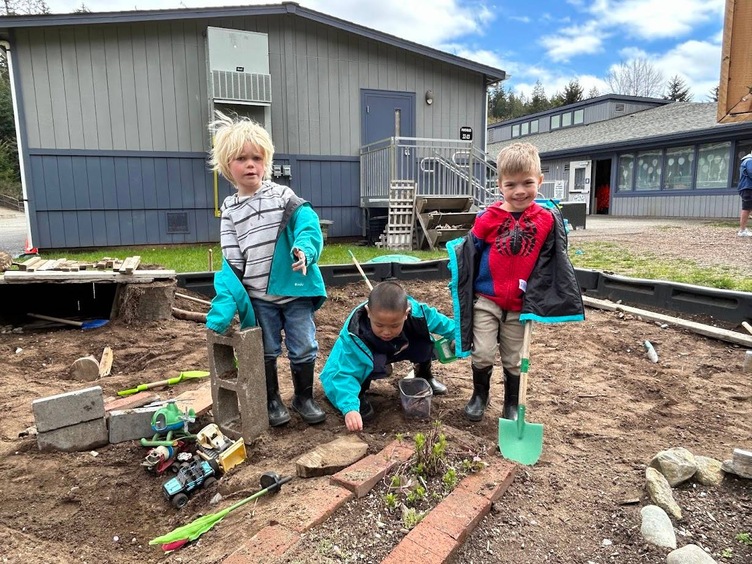 TKers digging in the sandbox